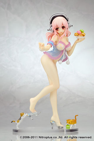 【写真】お人形のお顔が正面を向くと、こうなります♪